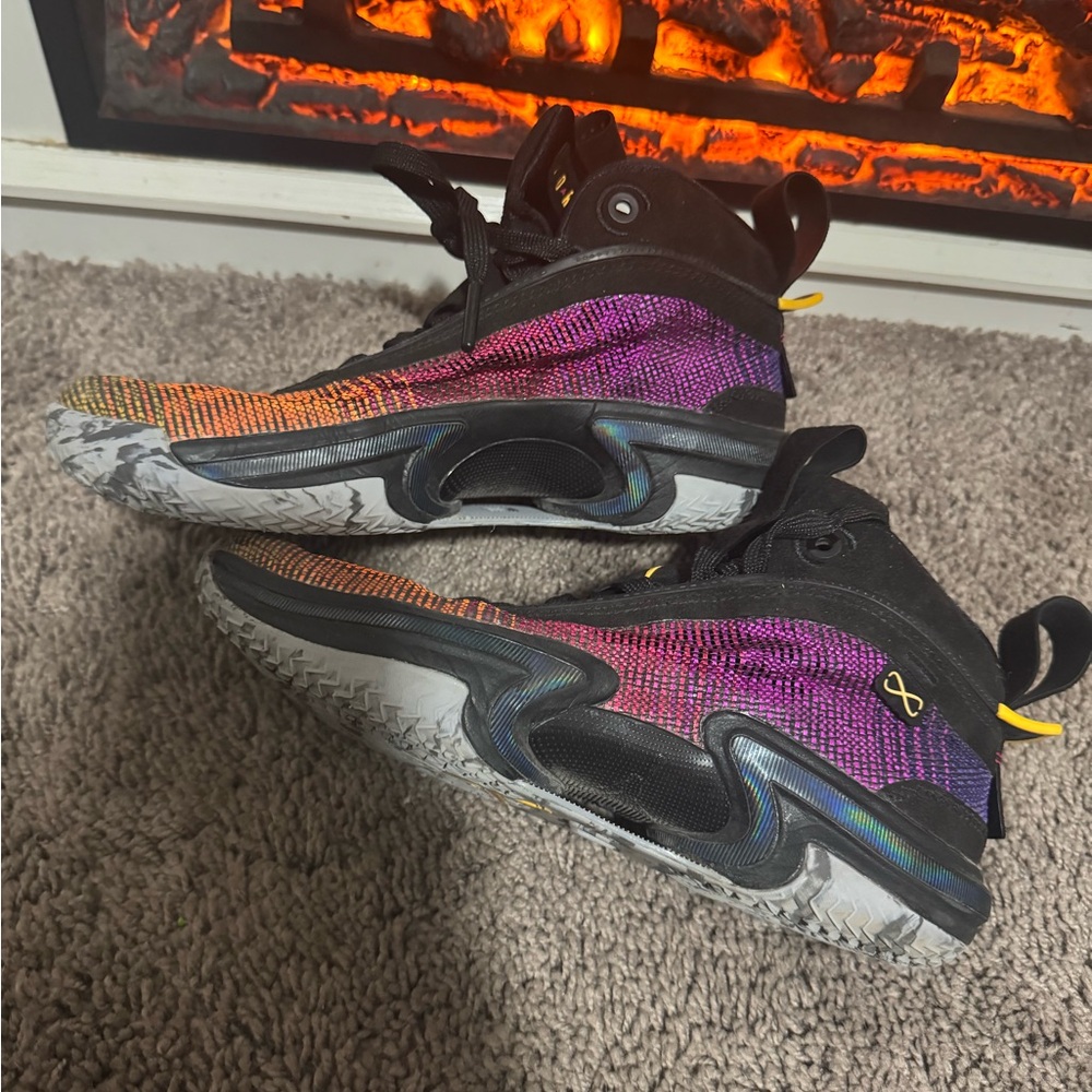 Air Jordan 36 Year Of The Tiger Multicolor sneakers